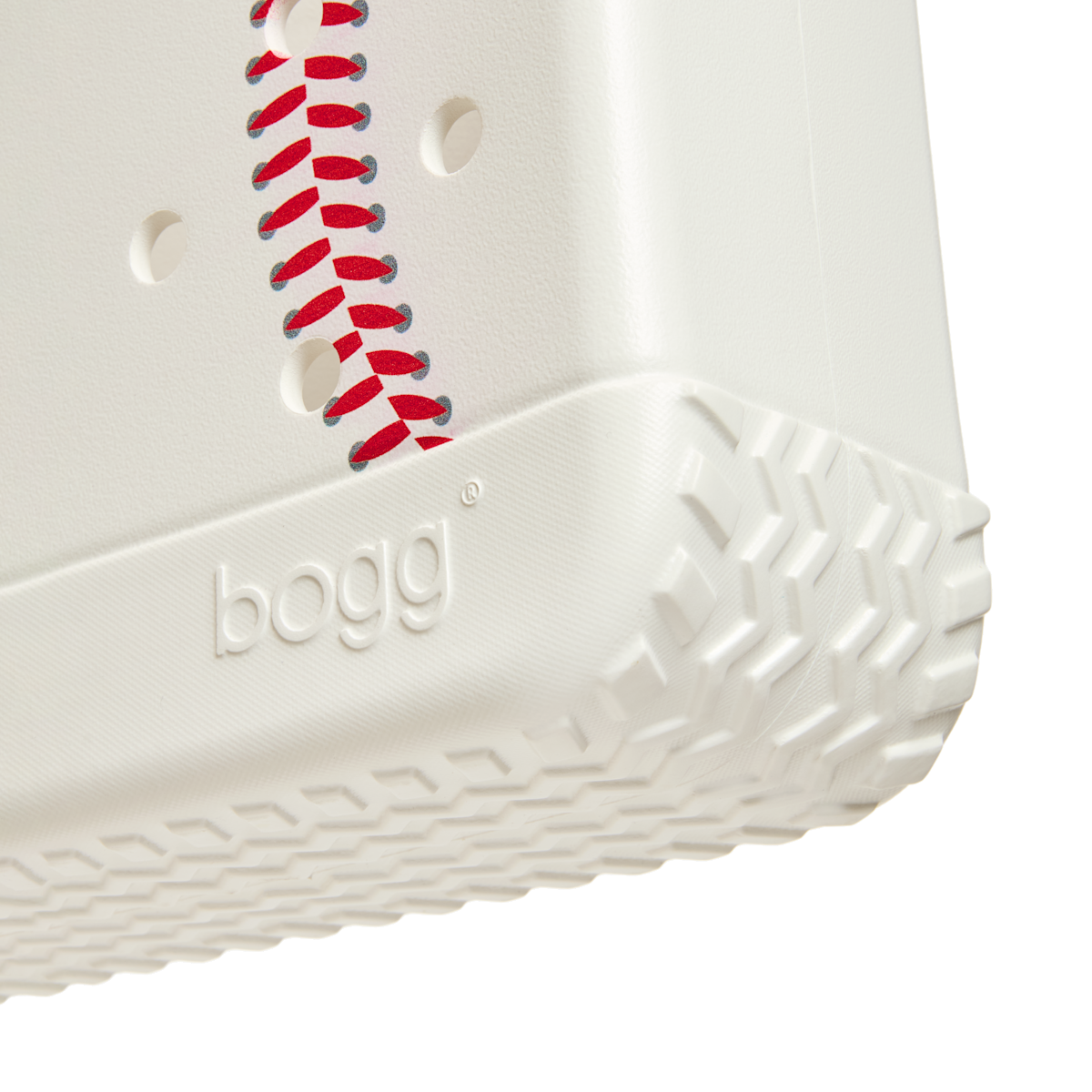 cloudinary__boggbag-ecom__image__upload__BITTY01_HOM01_E__cld.png