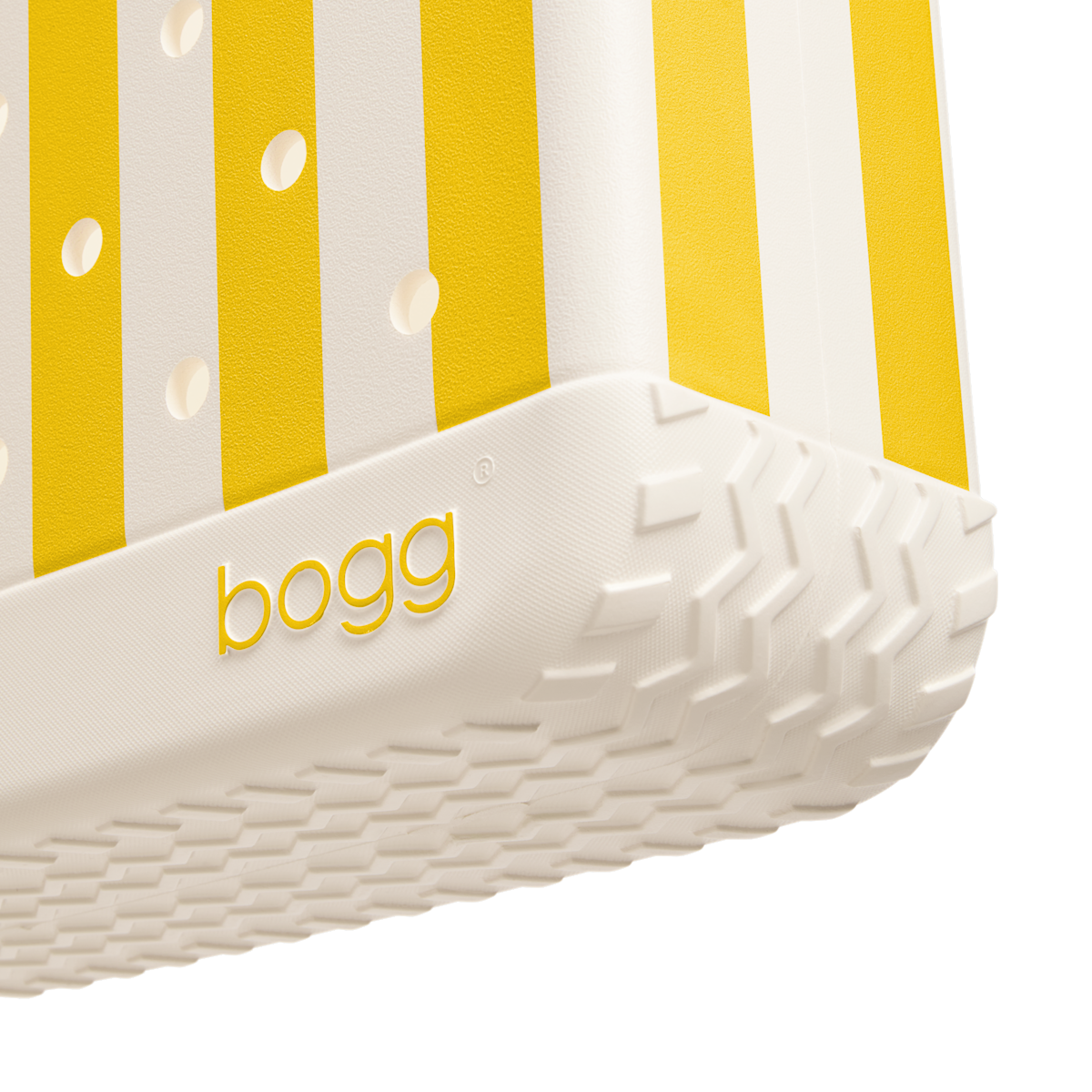 cloudinary__boggbag-ecom__image__upload__BP1812004_LMNYL_E__cld.png